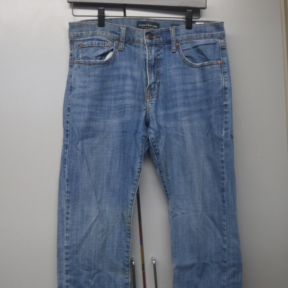 EUC Lucky Brand 221 Straight Jeans Size 32/30